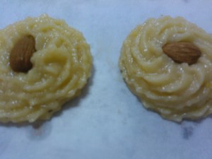 Almond cookies 3