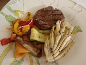 Beef tenderloin with grilled vegetables