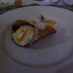 Traditional Cannoli