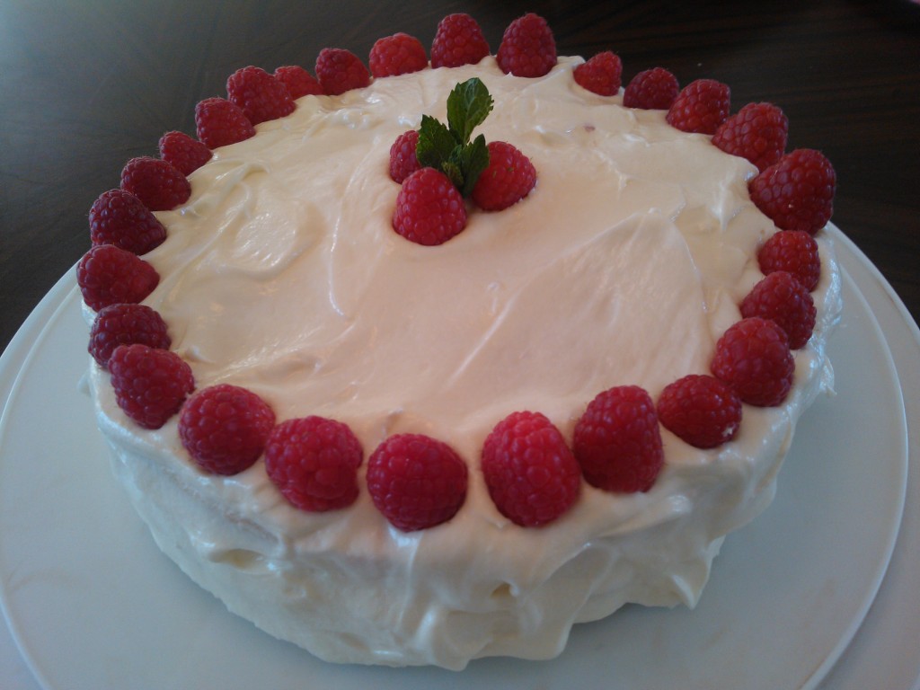 Raspberry-White Cake with the buttercream