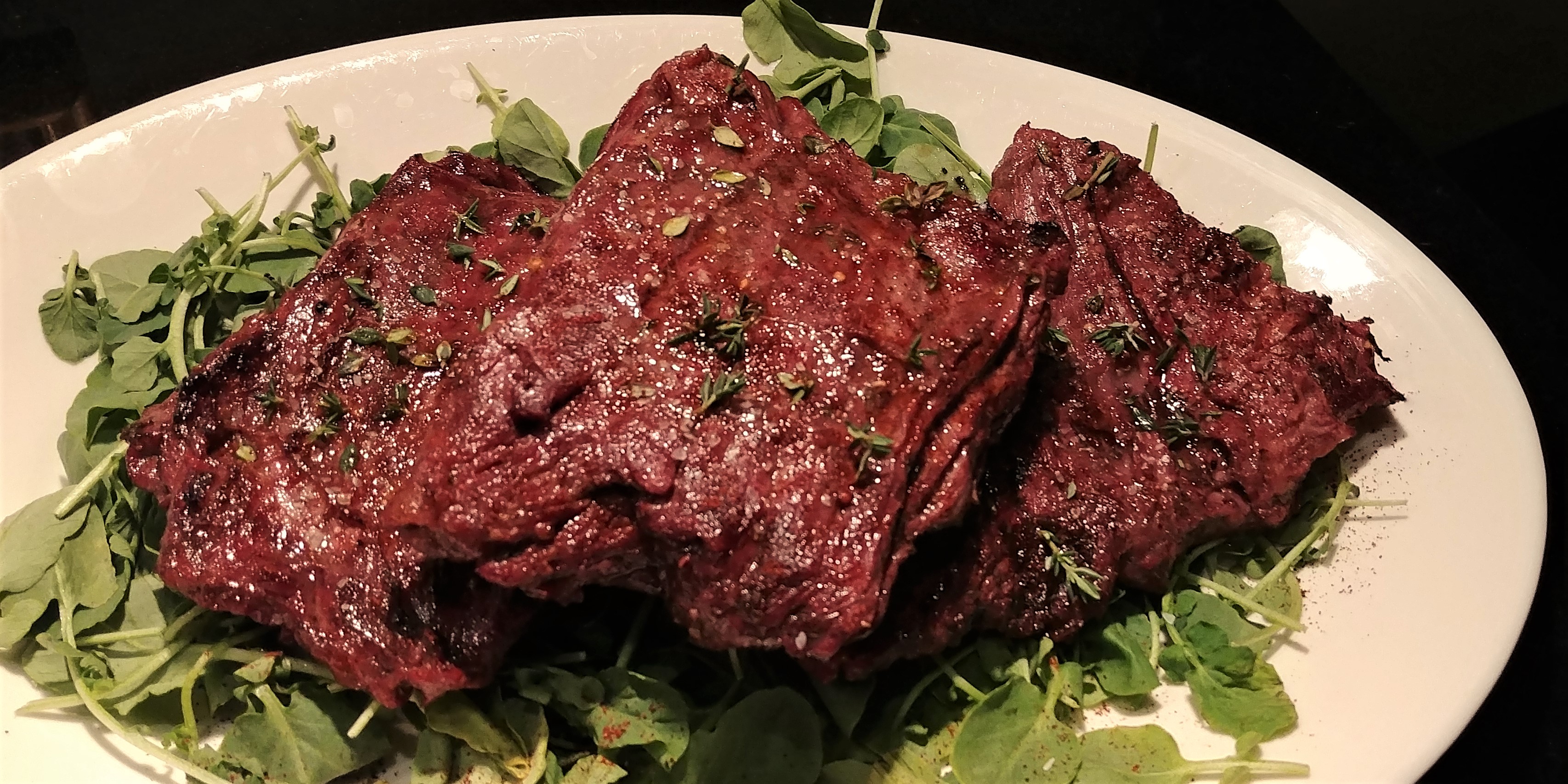 Prøv det rødme slap af Red Wine & Dijon-Marinated Skirt Steak with Fresh Thyme | Around Anna's  Table